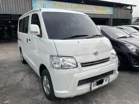 Daihatsu Gran Max 1.5 Minibus 2013