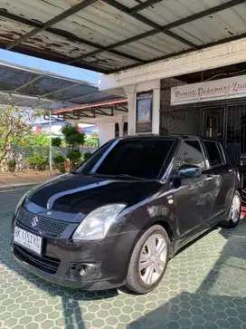 Suzuki Swift Matic 2010