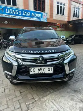 Pajero 4*2 dakar 2018 hitam