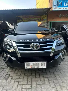 Fortuner g manual 2019 hitam