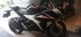 Honda CB 150 R lengkap pajak hidup
