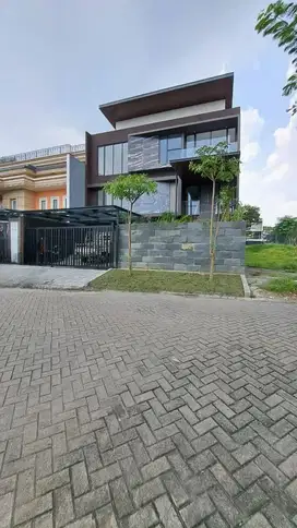 Rumah Baru Minimalis 3 Lantai Swimming Pool Bukit Golf International