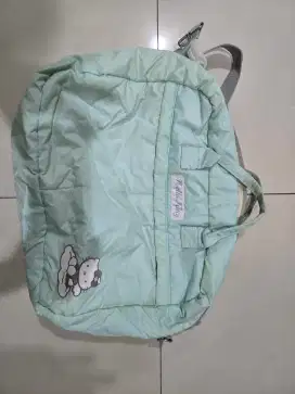 Tas perlengkapan bayi Hello Kitty Sanrio asli. Bahan Nylon ringan