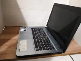 Asus x441m Intel n4000/ddr4 SSD 256/kencang buat harian nugas ngetik