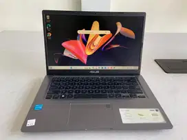 Asus Vivobook A416KA Intel N4500 / Ram 4 / SSD 256 Nvme / 14 FHD