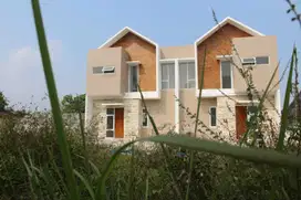 Modern vila batu 400jutaan jatimpark 3
