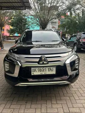 Pajero 4*2 dakar 2022 hitam