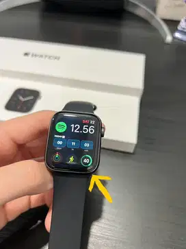 Apple Watch SE 44MM Gen 1