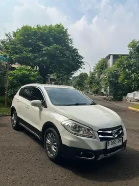 Kmlow61rb Scross Facelift SX4 S Cross AT Matic New 2017 Tangan 1