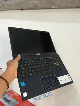 LAPTOP ASUS VIVOBOOK E410KA BERGARANSI RESMI