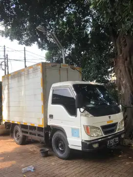 Foton engkel Box alumunium 2012 KM rendah ex display