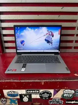 LENOVO IDEAPAD SLIM 1 | RYZEN 3 7320U | SSD 512GB | RAM 8GB DDR5