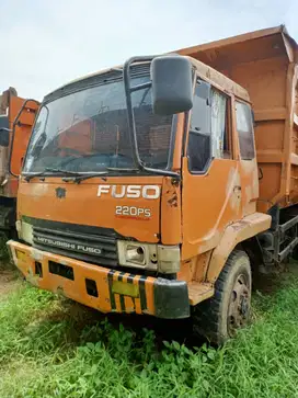 MITSUBISHI Fuso FM 517 HS Tahun 2013 DUMP TRUCK