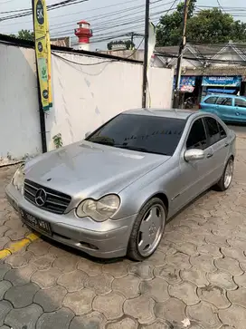 Mercedes-Benz C180 Kompressor 2004 Bensin