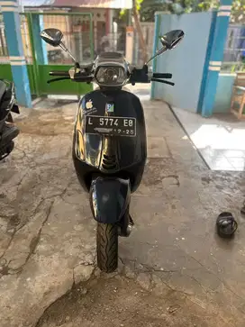 Jual vespa sprint 150 vie