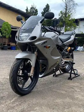 ninja zx 150 CBU asli silver