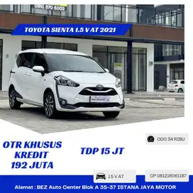 Toyota Sienta V 1.5 AT 2021 Putih