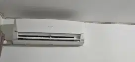 AC merek Sharp 1/2 pk