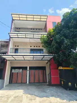 Kost putri lia dekat usm