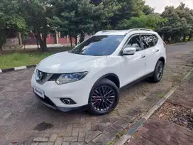 DP RENDAH Nissan XTrail 2.5 Bensin Matic 2015 Putih ZE