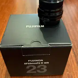 Lensa Fujinon X23mm F2 R WR