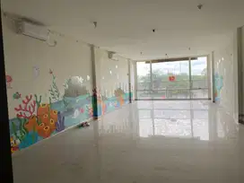 Ruko 3 LT di Terrace 8 Depan Pasar 8 Suvarna Sutera Tangerang 1K90004J