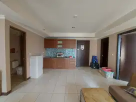 Apartemen 71m2 2+1 kamar lantai tinggi di Boutique Kemayoran
