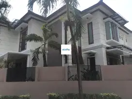 Dijual Rumah Mewah 2 Lantai di Bintaro Sektor 3A Dekat Plaza BSD, SHM