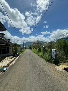 Tanah Poros Aspal Kampung Sumbergondo Bumiaji Kota Batu