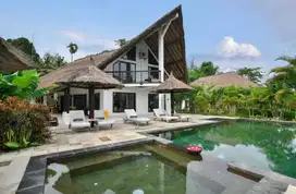 Villa Mewah Dan Modern Depan Pantai Buleleng Bali