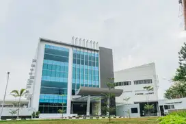 Gedung komersial di pusat kota Bandung