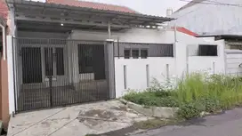 Murah Rumah 1 Lantai Terawat di Darmo Permai Selatan, Surabaya Barat