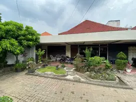 Dijual Rumah Pusat Kota Jalan Bengawan Surabaya