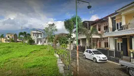 Rumah HOOK 2LT Ungaran Village Jual Cepat BU