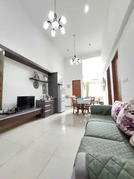 RUMAH SEKTOR GADING SERPONG SIAP HUNI