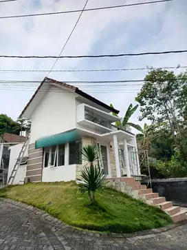 Rumah Ampeldento UMM Karangploso Malang