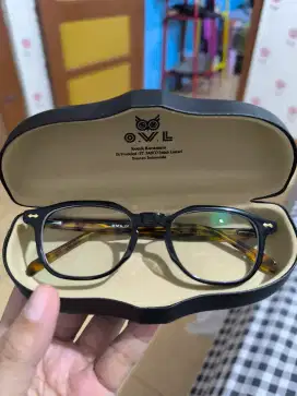 Frame Kacamata Owl bisa diganti lensa