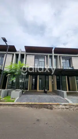 Rumah Baru Gress District 9 Citraland Surabaya 2 Lantai Hadap Utara