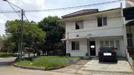 Rumah Bagus 2 Lantai Siap Huni Di Cluster Beverli Lippo Cikarang