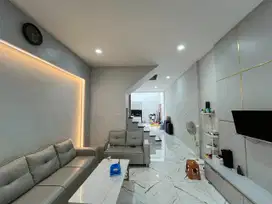 Rumah Komplek W Villas Daerah Kapten Muslim Medan Helvetia
