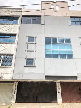 DIJUAL RUKO COCOK UNTUK PERKANTORAN ATAU GUDANG DI KEBON JERUK