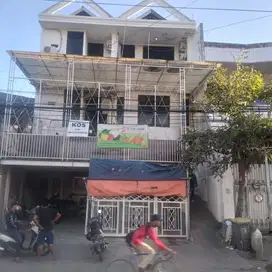 Dijual rumah kos aktif di dukuh kupang, surabaya barat