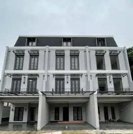 DIJUAL RUMAH BARU TERMURAH STRATEGIS DI DEKAT KUNINGAN JAKARTA SELATAN