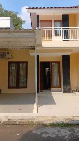 Dijual rumah siap huni cluster nirwana modernland