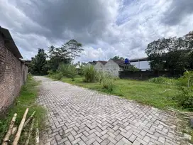 Tanah Dekat Polsek Tempel
