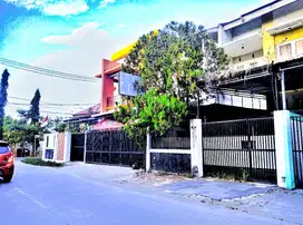 Jual Rumah 2LT Poros Jl. Rutan 4KT 3KM SHM, Samping Kampu UNM