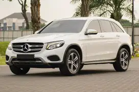 Kelas! Mercedes Benz GLC200 Exclusive 2017 x1 x3 x5 320i e250 glc250