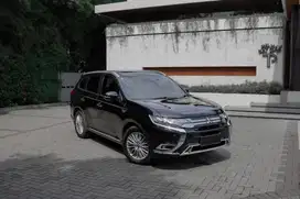 Mitsubishi Outlander PHEV 2019/2020 Hybrid EV Listrik