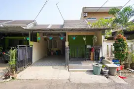Rumah dicibubur sudah renov usaha warung, deket tol, mall, sekolah, RS