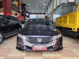 ODYSSEY 2.4 AT 2010 FULL AUDIO BLACK / MODEL TH 2011 (BINTANG MOTOR)